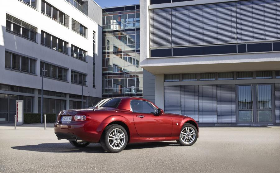  Mazda MX-5 2012 года  (фото 43 из 60)
